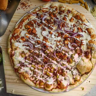 Large BBQ chicken Pizza